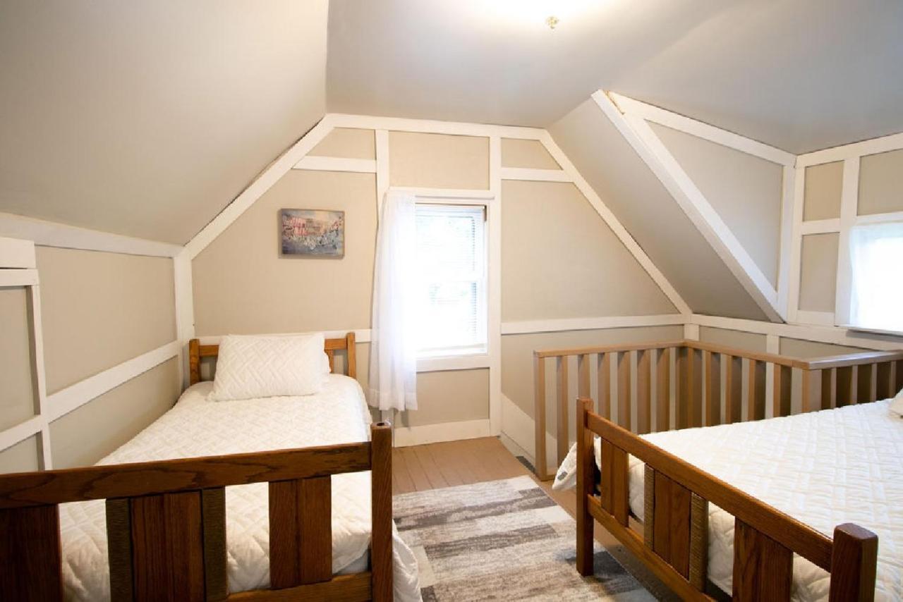 Downtown 2 Bedroom Cottage, Sleeps 6, Walking Distance To Honeywell, Downtown Restaurants, Shopping Wabash Exteriér fotografie