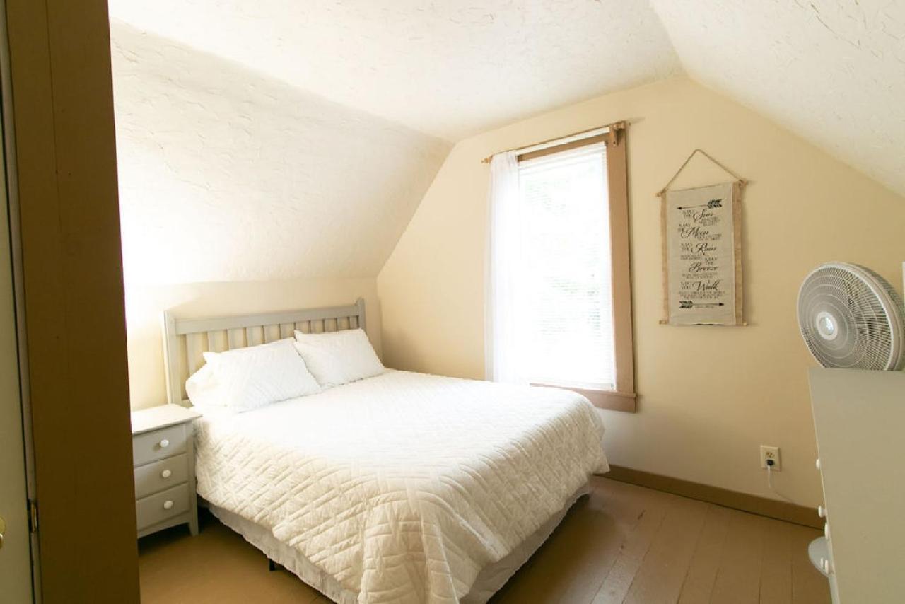Downtown 2 Bedroom Cottage, Sleeps 6, Walking Distance To Honeywell, Downtown Restaurants, Shopping Wabash Exteriér fotografie