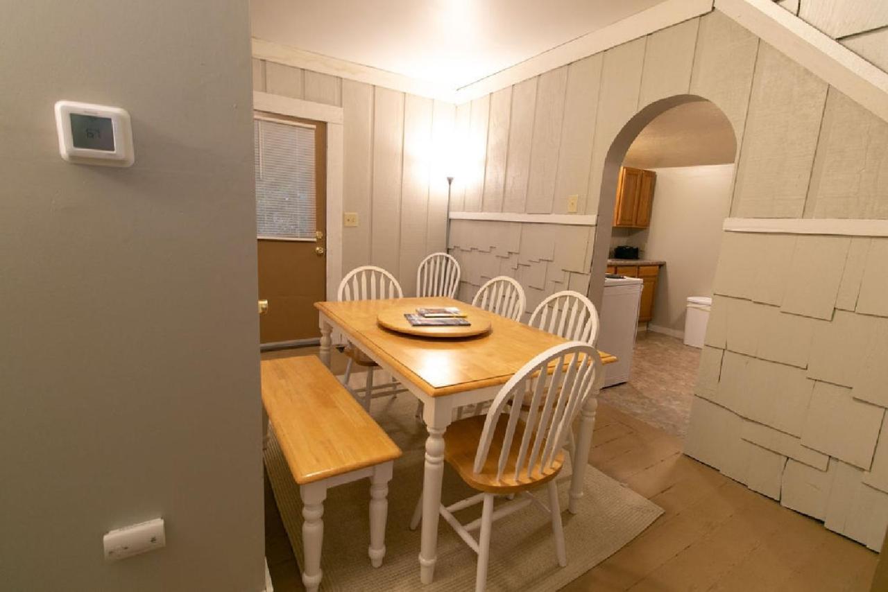 Downtown 2 Bedroom Cottage, Sleeps 6, Walking Distance To Honeywell, Downtown Restaurants, Shopping Wabash Exteriér fotografie