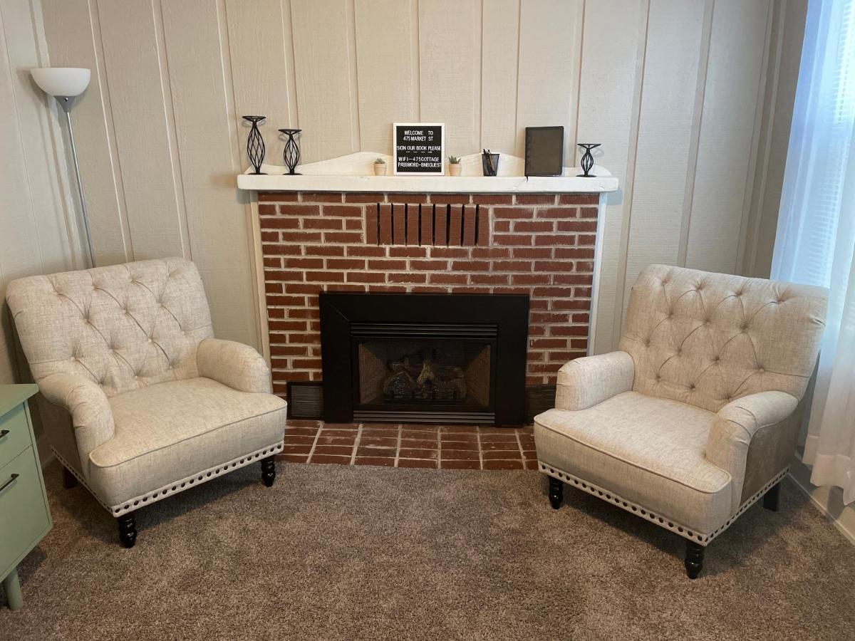 Downtown 2 Bedroom Cottage, Sleeps 6, Walking Distance To Honeywell, Downtown Restaurants, Shopping Wabash Exteriér fotografie